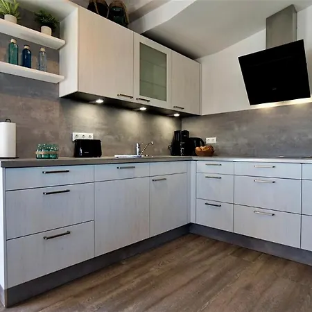 Bernstein & Breakfast 10 Apartment